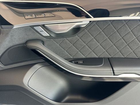 Used 2023 Audi S8 w/ S8 Comfort Plus Package image 20