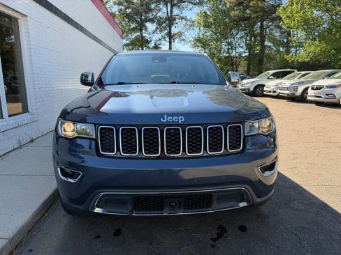 Used 2021 Jeep Grand Cherokee Limited w/ Trailer Tow Group IV image 3
