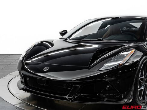 New 2026 Lotus Emira SE RWD image 12