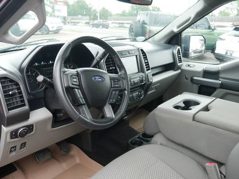 Used 2018 Ford F150 XLT w/ Equipment Group 302A Luxury AWD/4WD image 16