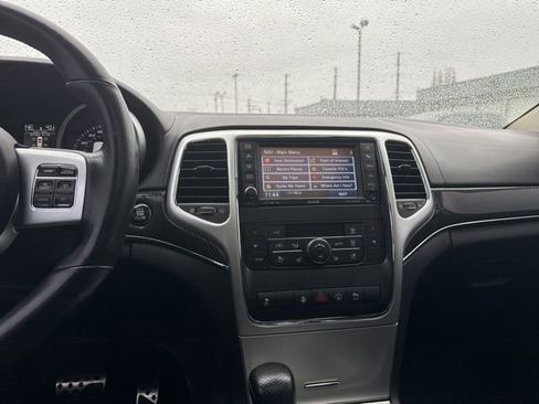 Used 2013 Jeep Grand Cherokee SRT8 w/ Trailer Tow Group IV image 27