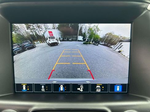Used 2022 GMC Terrain SLT w/ Infotainment Package II AWD/4WD image 27
