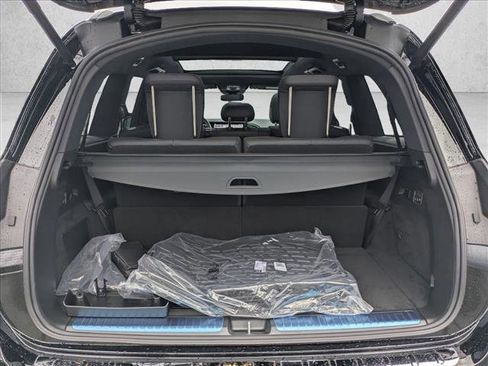Certified 2026 Mercedes-Benz GLS 450 4MATIC image 6