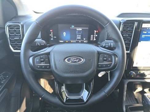 Certified 2024 Ford Ranger XLT w/ Trailer Tow Package image 7