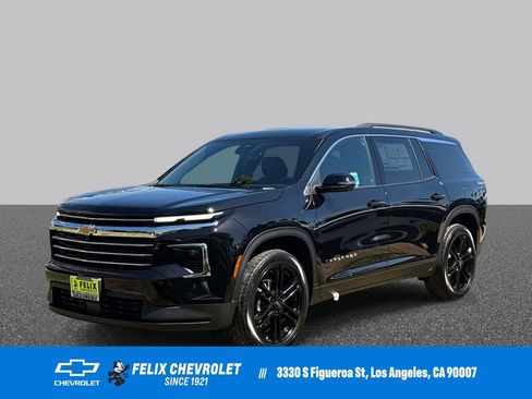 New 2026 Chevrolet Traverse LT w/ Driver Confidence Package image 1