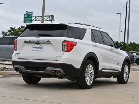 Used 2022 Ford Explorer King Ranch w/ Class IV Trailer Tow Package AWD/4WD image 9