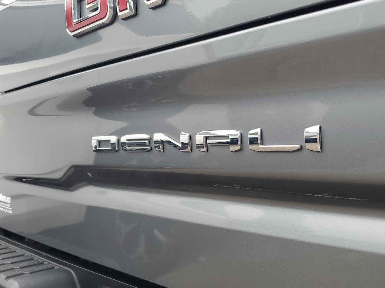 Used 2020 GMC Sierra 1500 Denali w/ Denali Ultimate Package AWD/4WD image 8