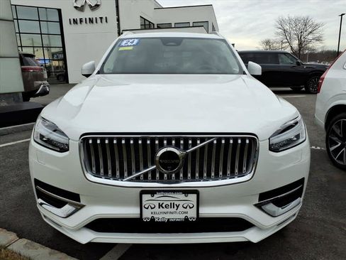 Used 2024 Volvo XC90 T8 Plus image 3