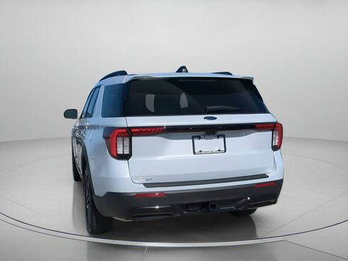New 2026 Ford Explorer ST-Line image 25