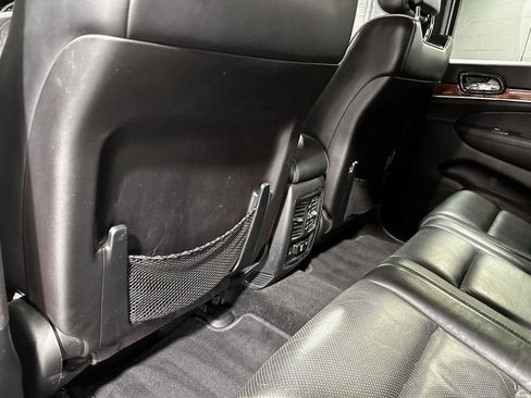 Used 2012 Jeep Grand Cherokee Overland AWD/4WD image 25