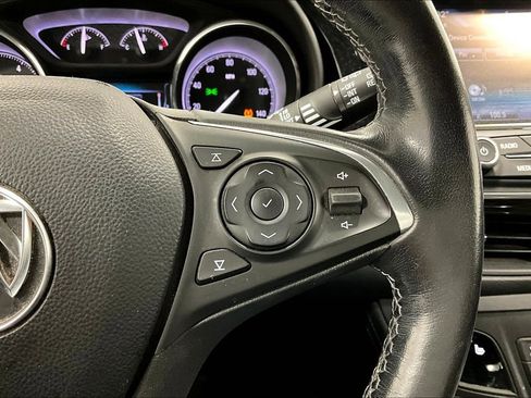 Used 2020 Buick Envision Essence image 24