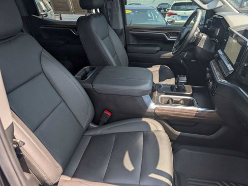 Used 2024 Chevrolet Silverado 1500 RST w/ Convenience Package II AWD/4WD image 27