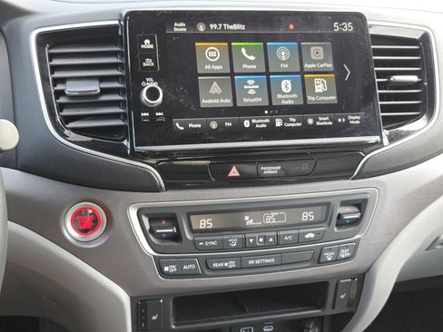 Certified 2024 Honda Ridgeline RTL image 33