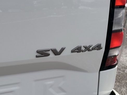 Certified 2024 Nissan Frontier SV w/ SV Convenience Package image 17