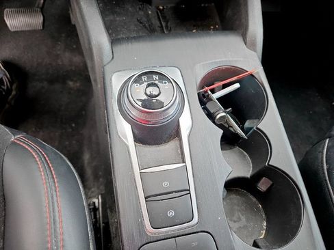 Used 2025 Ford Escape ST-Line AWD/4WD image 28