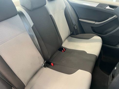Used 2017 Volkswagen Jetta S FWD image 32