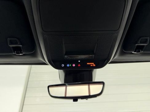 New 2026 Chevrolet Equinox LT w/ Safety and Technology Package AWD/4WD image 19