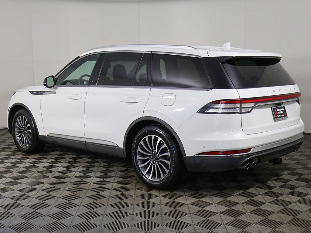 Used 2021 Lincoln Aviator Reserve RWD image 12