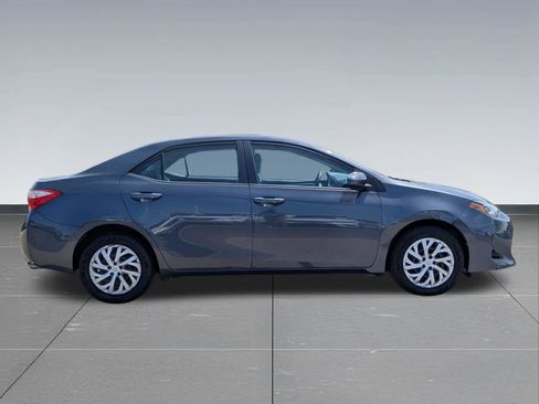 Used 2018 Toyota Corolla LE w/ Carpet Mat Package (TMS) FWD image 6