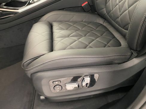 New 2026 BMW X7 xDrive40i w/ M Sport Package image 13