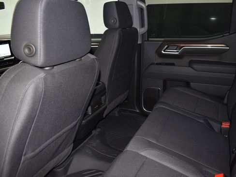 New 2026 Chevrolet Silverado 1500 LT image 15