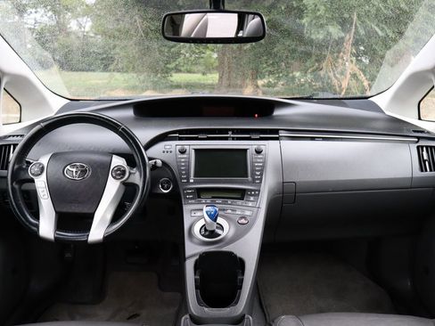 Used 2011 Toyota Prius Four w/ Solar Roof Pkg image 16