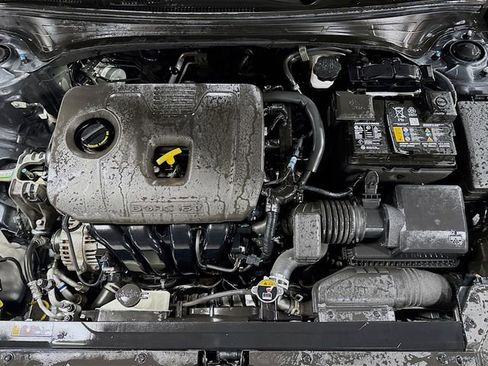 Used 2023 Kia Forte GT-Line w/ GT-Line Premium Package image 9