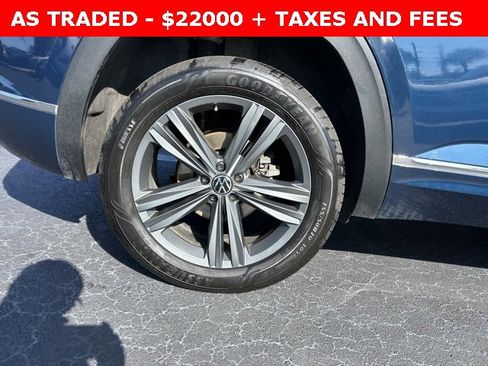 Used 2020 Volkswagen Atlas Cross Sport SE w/ Panoramic Sunroof Package image 7