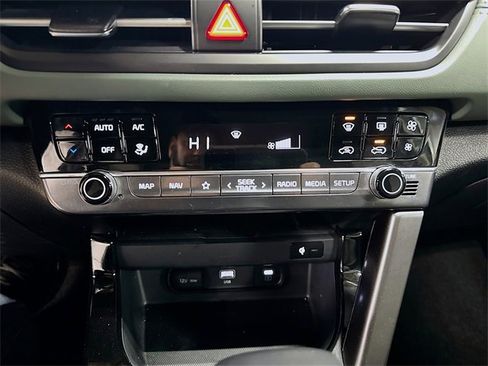 Used 2024 Kia Seltos SX image 22