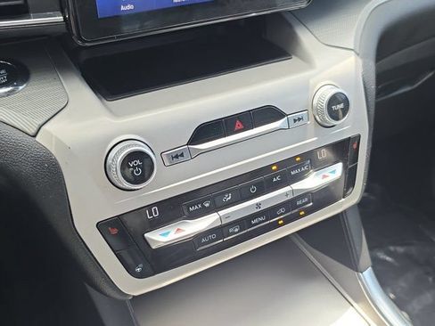 Certified 2021 Ford Explorer XLT w/ Equipment Group 202A RWD image 26