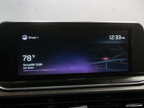 Used 2022 Kia Telluride SX w/ SX Prestige Package AWD/4WD image 18