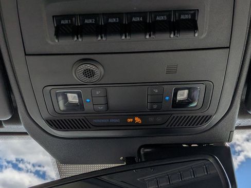 Used 2023 Ford Bronco Wildtrak AWD/4WD image 18