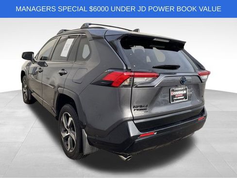 Used 2023 Toyota RAV4 SE w/ Weather & Moonroof Package image 5