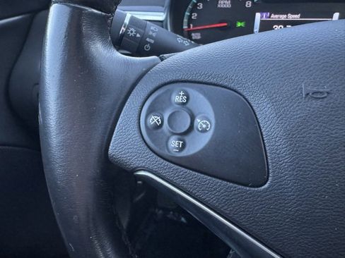 Used 2017 Chevrolet Impala LT image 24