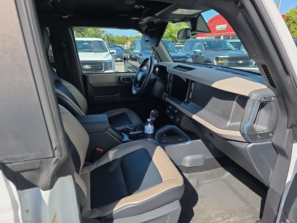 Certified 2024 Ford Bronco Wildtrak AWD/4WD image 4