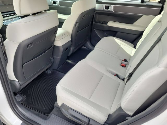 New 2026 Hyundai Santa Fe SE FWD image 23