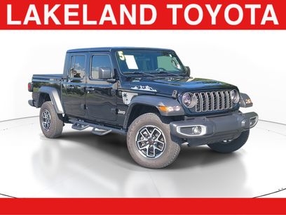 Used 2025 Jeep Gladiator Sport