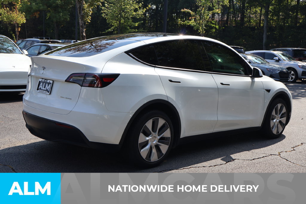 Used 2023 Tesla Model Y Long Range AWD/4WD image 4