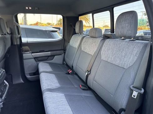 Used 2022 Ford F150 XLT w/ Equipment Group 302A High image 17