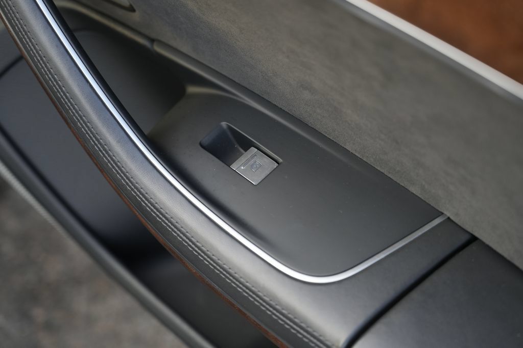 Used 2021 Audi A8 L 4.0T AWD/4WD image 42