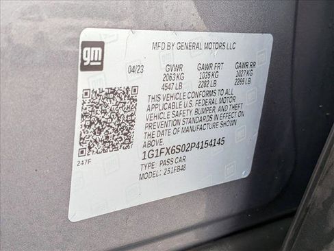 Used 2023 Chevrolet Bolt LT w/ Infotainment Package FWD image 24