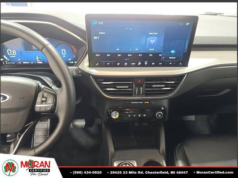 Used 2025 Ford Escape Platinum AWD/4WD image 8