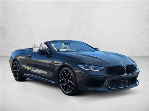 Used 2025 BMW M8 Competition image 7