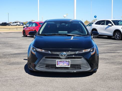 Used 2024 Toyota Corolla LE image 6