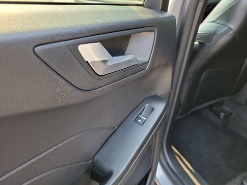 Used 2024 Ford Escape ST-Line FWD image 17