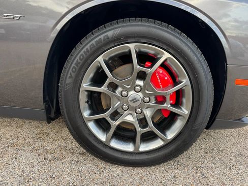 Used 2017 Dodge Challenger GT w/ Driver Convenience Group image 14
