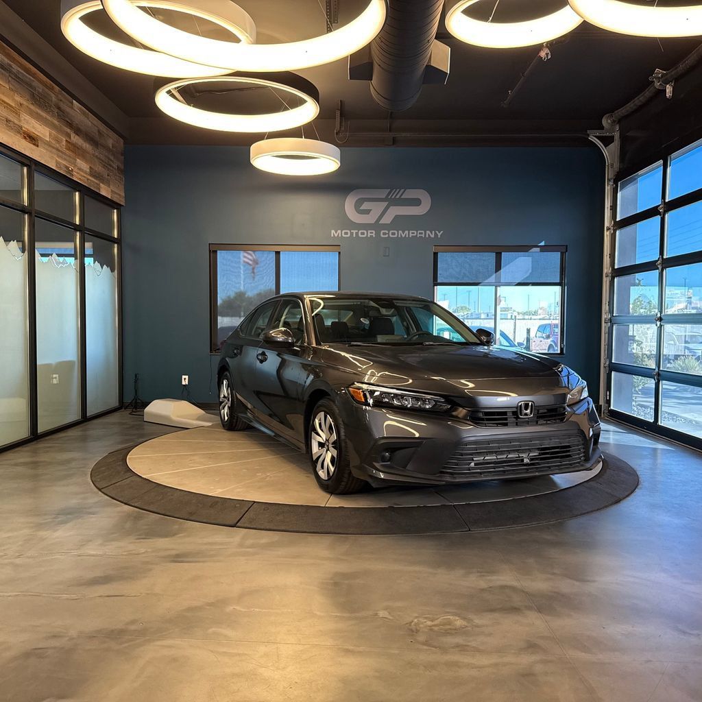 Used 2023 Honda Civic LX image 1