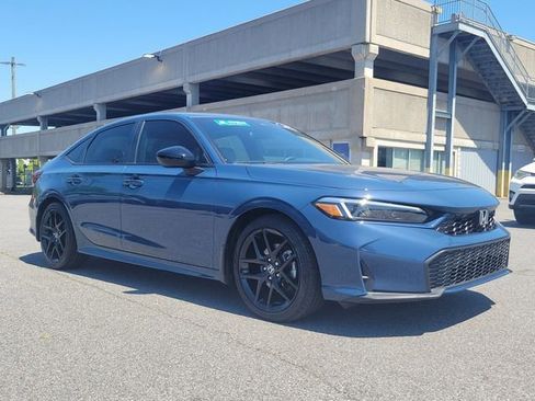 Used 2025 Honda Civic Sport image 3