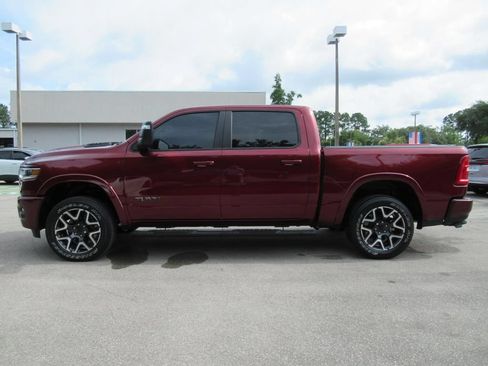 Used 2025 RAM 1500 Laramie w/ Sport Appearance Package AWD/4WD image 4