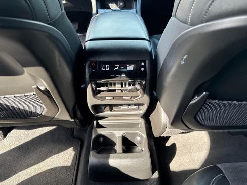 Used 2023 Jeep Grand Cherokee L Laredo AWD/4WD image 29